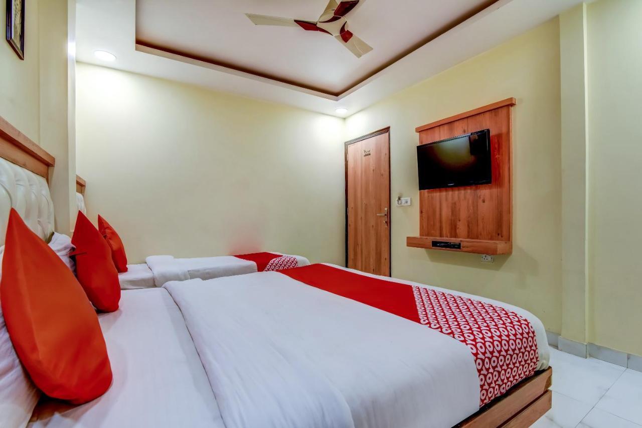 Hotel Sarthak Palace - By Pooja Hospitality Nueva Delhi Exterior foto